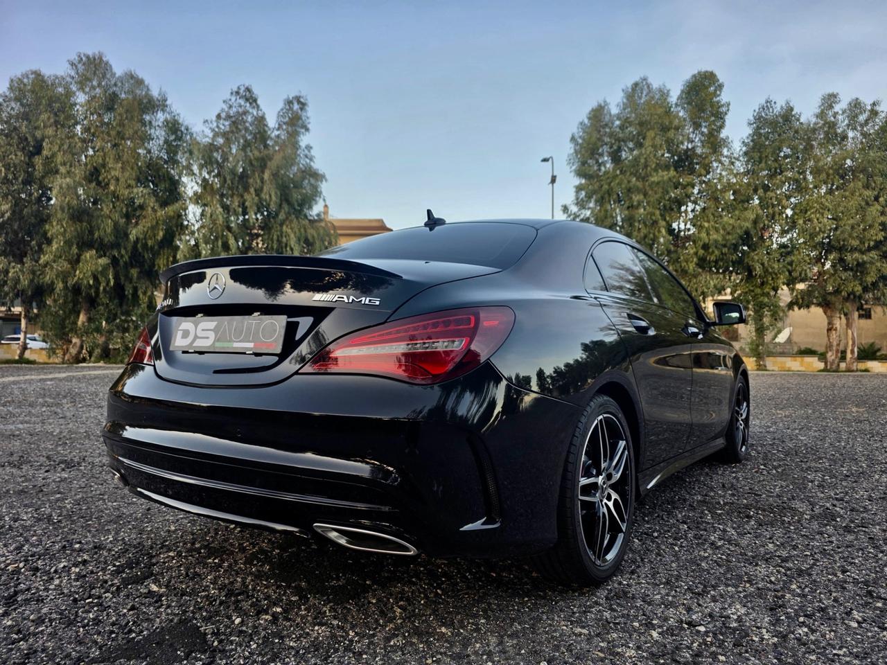 MERCEDES- BENZ CLA 200 D AMG PREMIUM