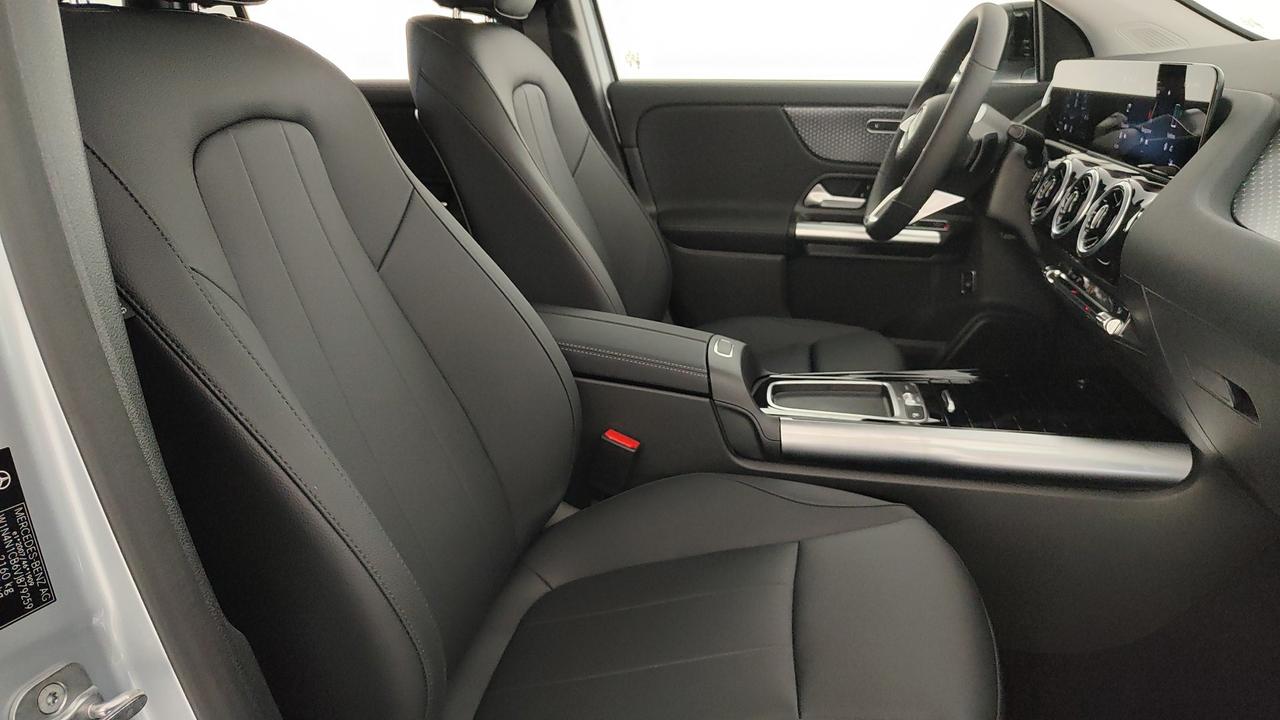 Mercedes-Benz GLA 200 d automatic