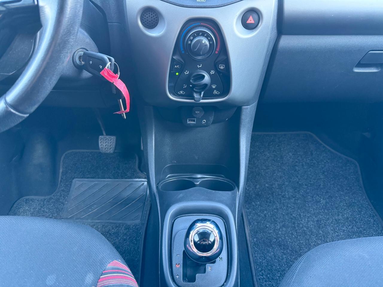 Citroen C1 VTi 68 ETG 5 porte Feel - CAMBIO AUTOMATICO