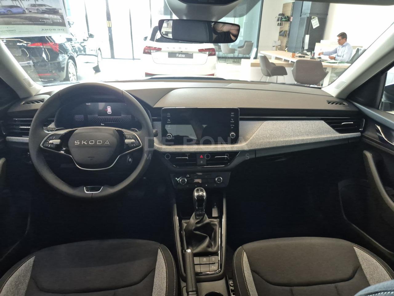 Skoda Kamiq 1.0 tsi black dots 115cv dsg