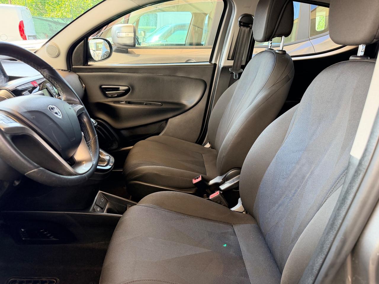 Lancia Ypsilon 1.2 69 CV 2020