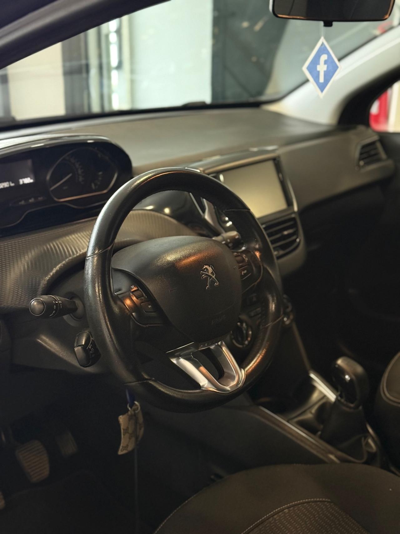 Peugeot 208 BlueHDi 75 5 porte Allure
