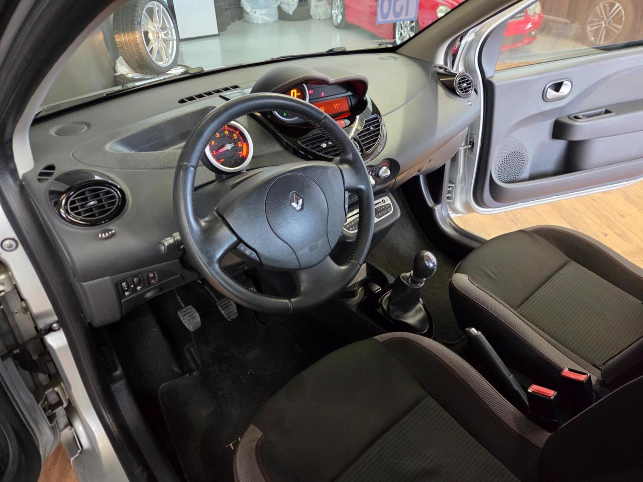 Renault Twingo 1.2 Live 75cv