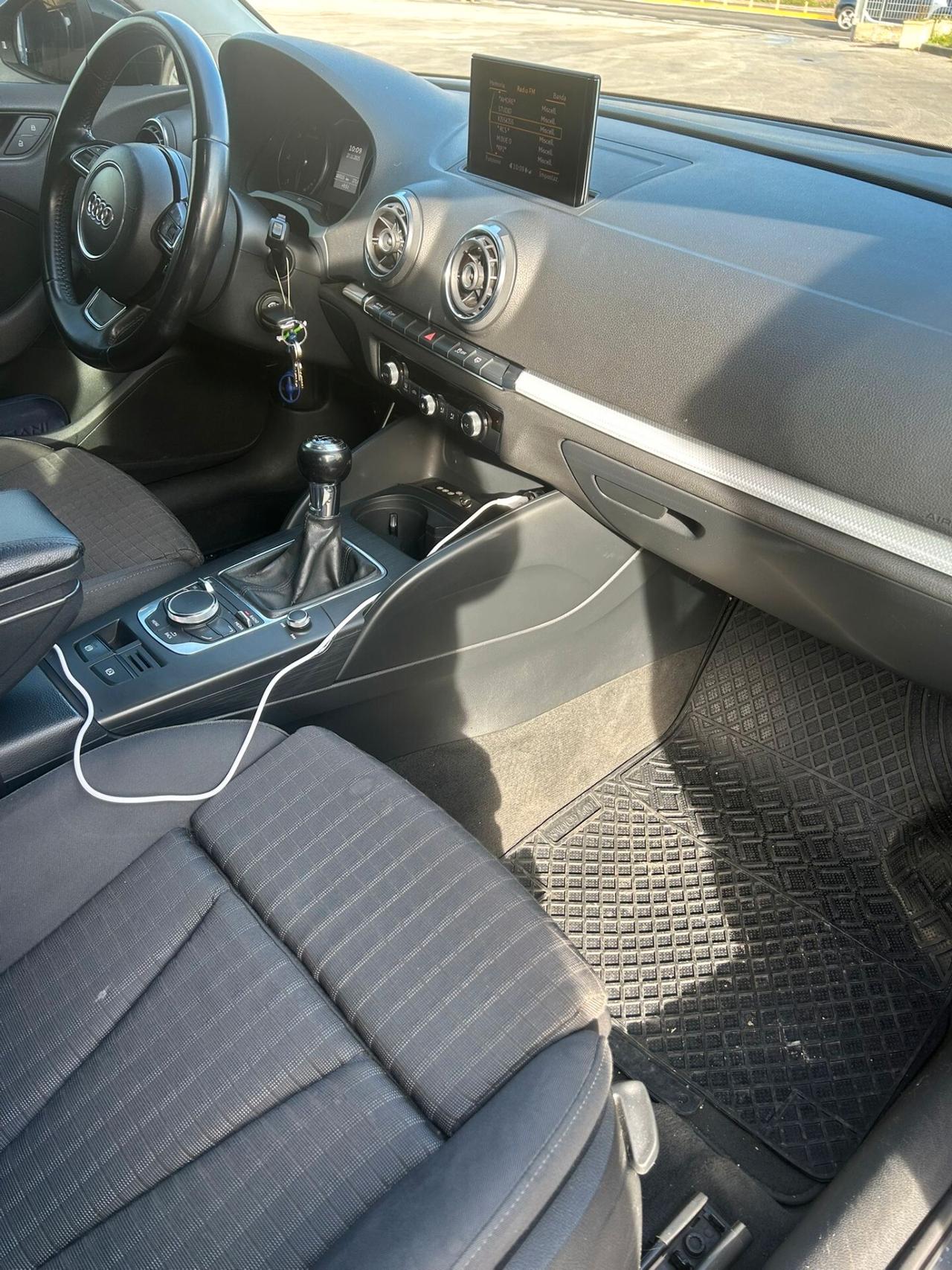 Audi A3 2.0 TDI 150 CV clean diesel Ambition