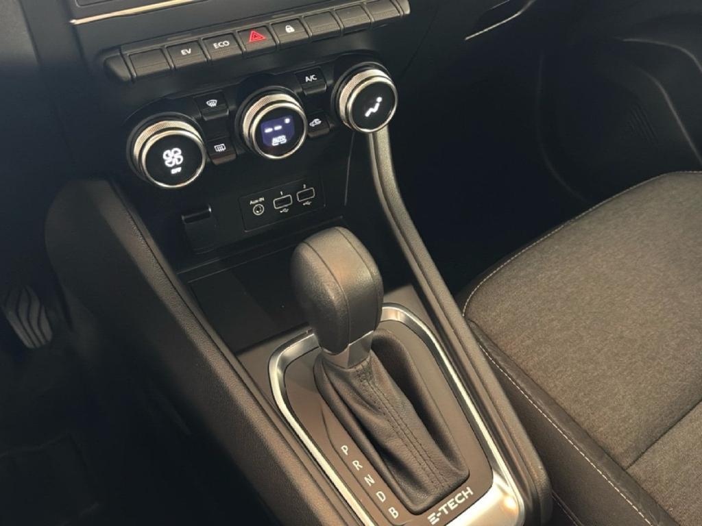 Renault Captur 1.6 Hybrid Equilibre E-Tech Auto