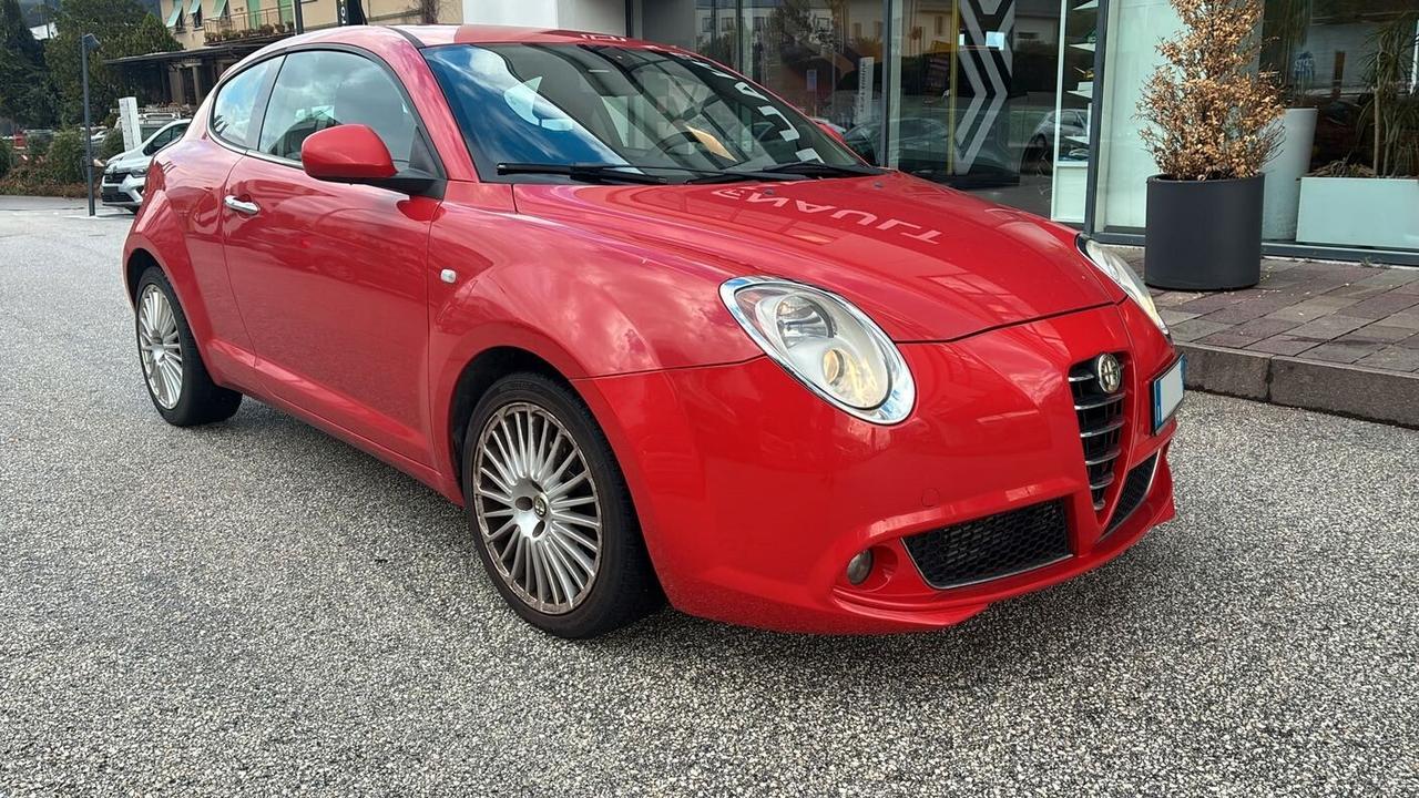 Alfa Romeo MiTo 1.4 T 120 CV Distinctive Sport Pack