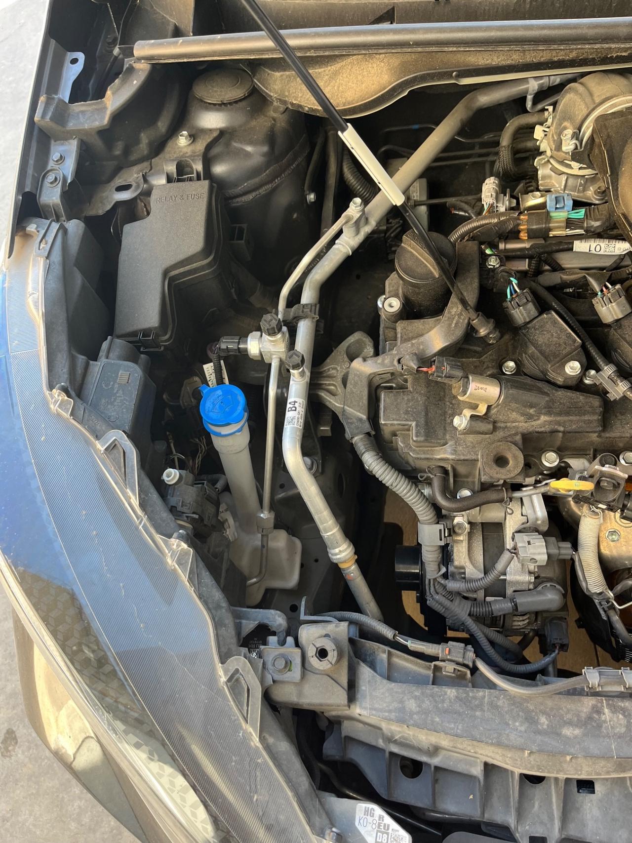 Toyota Yaris 1.0 benzina. INCIDENTATA
