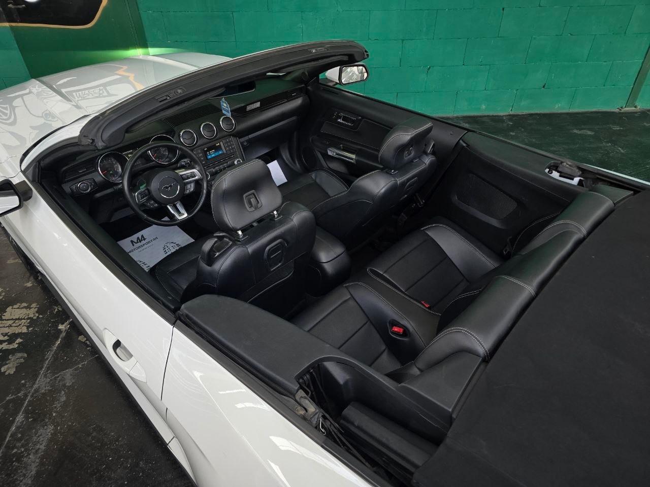 Ford Mustang 3.7 V6 Cabrio