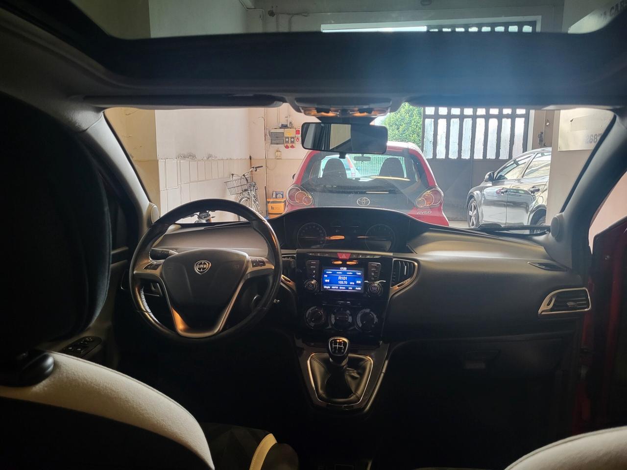 Lancia Ypsilon 1.2 69 CV 5 porte GPL Ecochic Gold