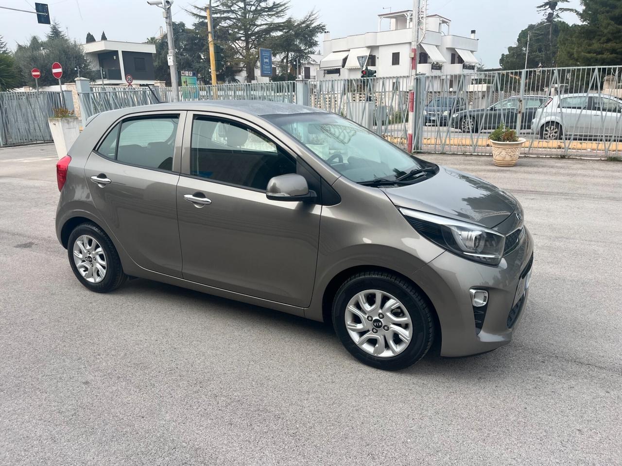 Kia Picanto 1.0 12V 5 porte Cool X NeoPatentati