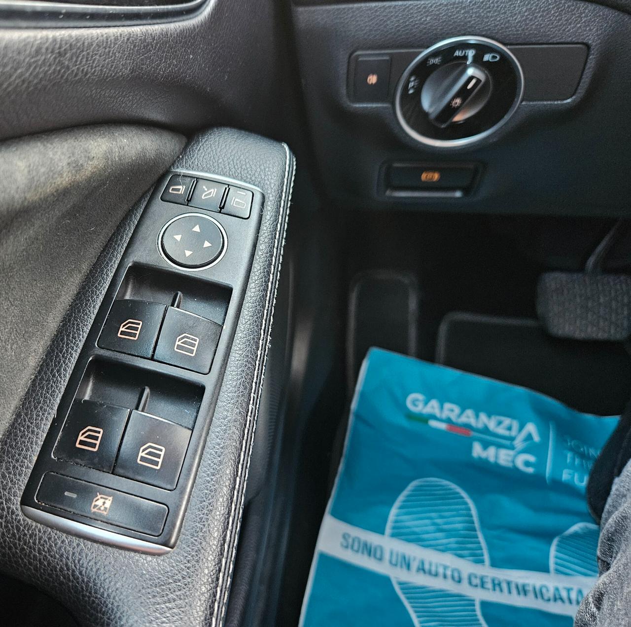 Mercedes-benz CLA 220 4MATIC PAK AMG TETTO