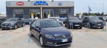 VOLKSWAGEN PASSAT 1.6 105 CV