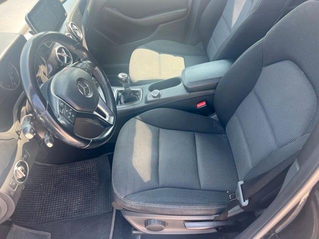 Mercedes-Benz B 180 Cdi Premium - Motore Mercedes 1.8 cc 109 Cv
