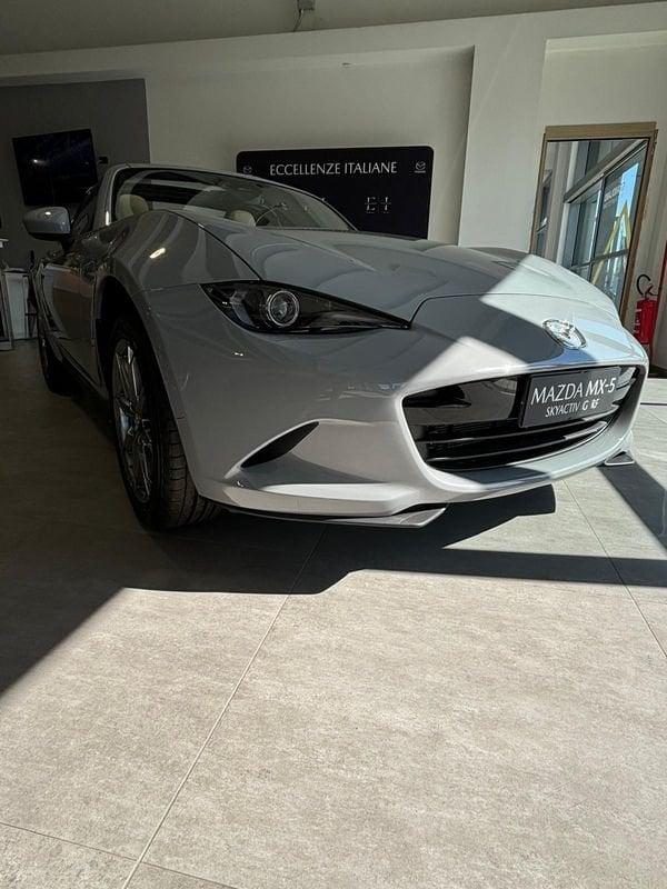 Mazda MX-5 MAZDA MX-5 1.5L 132 CV Skyactiv-G RF Kazari 6MT AEROGRAY/vettura demo solo per uso dimostrativo,