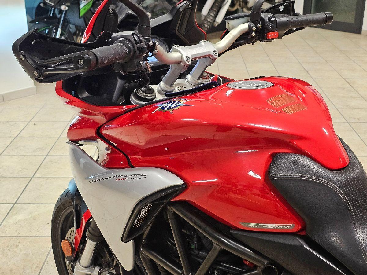 MV AGUSTA TURISMO VELOCE LUSSO CON VALIGE+ACCESSORI