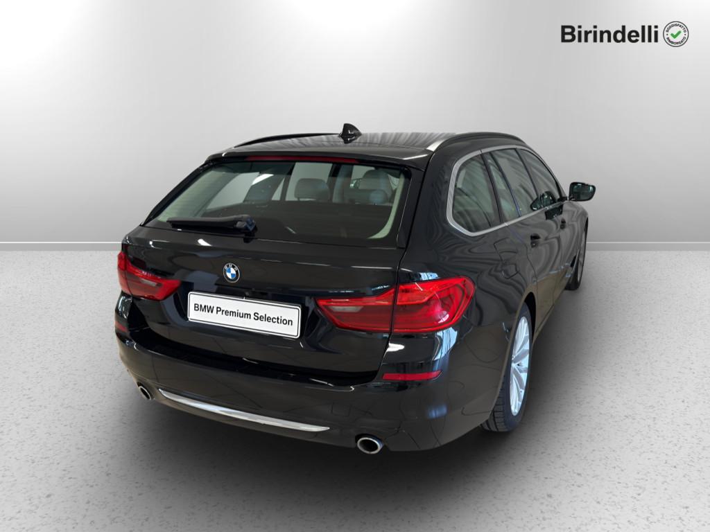 BMW Serie 5(G30/31/F90) - 518d Touring Luxury