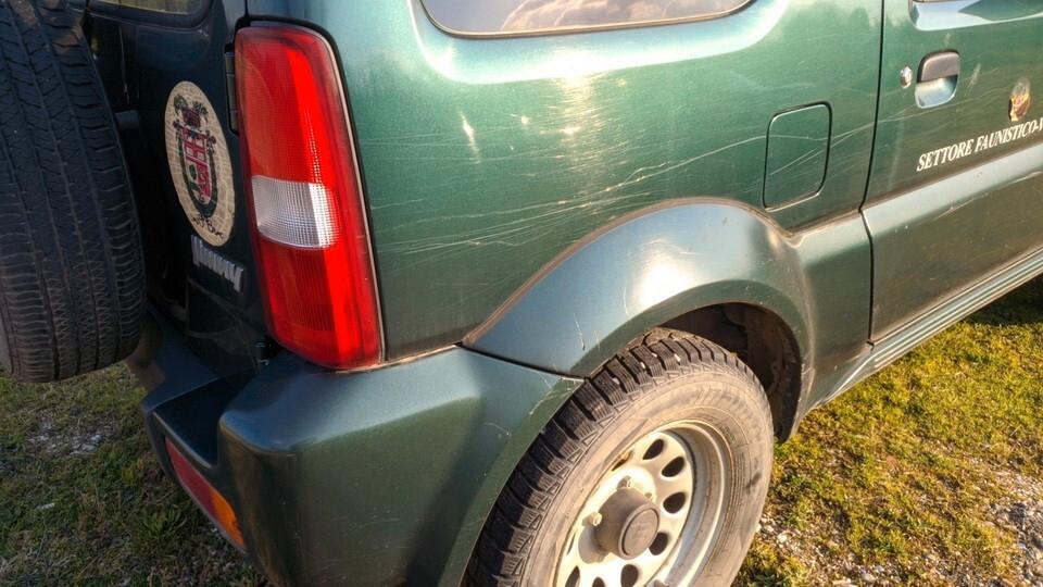 Suzuki Jimny 1.5 DDiS 86CV 4x4 JLX