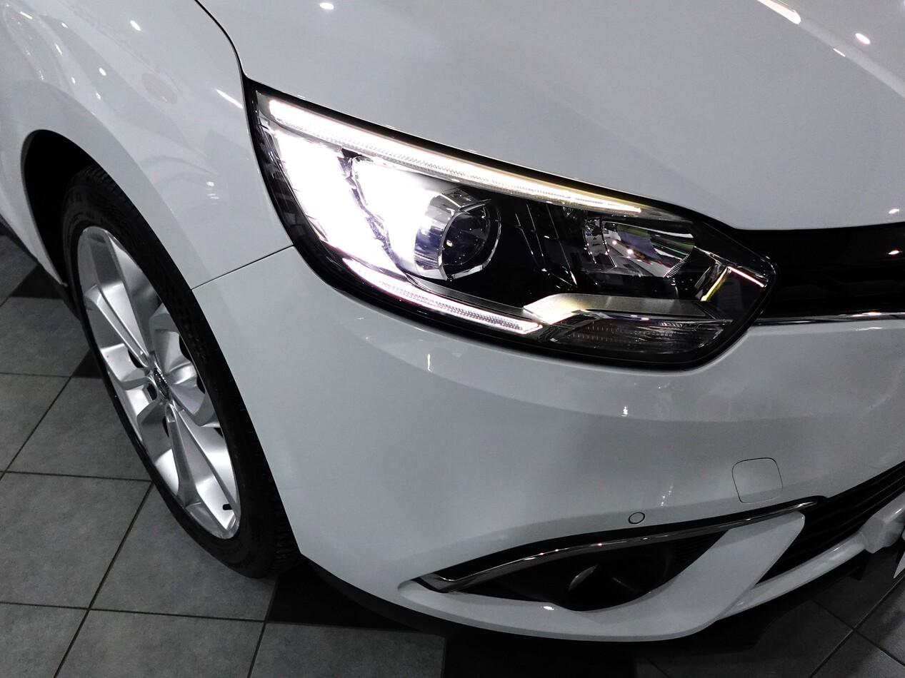 Renault Grand Scenic 1.7 BlueDCI 120 CV SP_ED2 7 POSTI