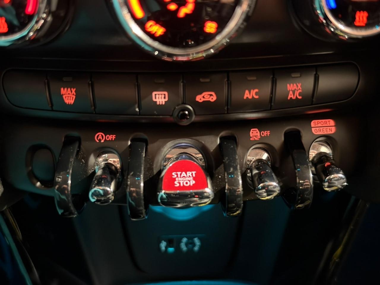 Mini 1.5 Cooper 5 porte SOLO 85000 MILA LM