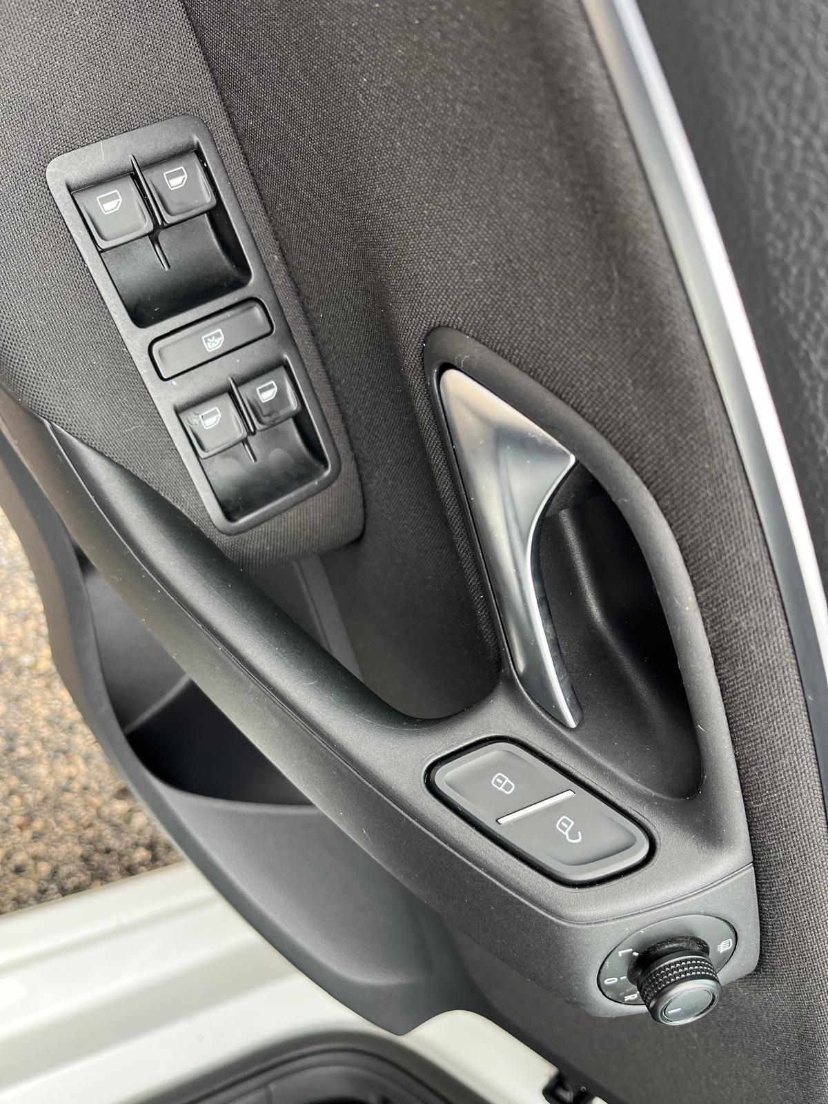 Volkswagen Polo 5P-1.4 tdi DSG-full-2017