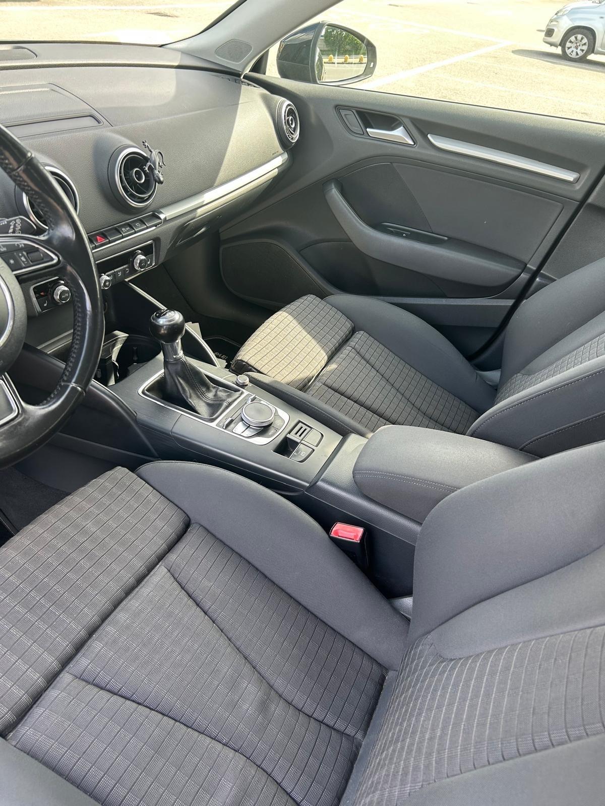 Audi A3 SPB 2.0 TDI S-Line