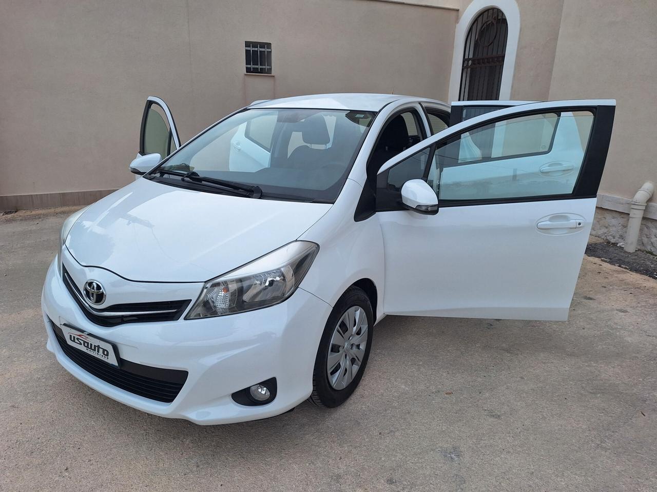 Toyota Yaris 1.0 BENZINA 5 PORTE"PERFETTA" 2013