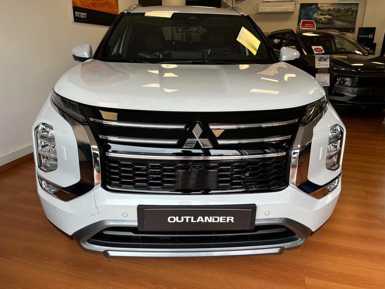 Mitsubishi Outlander 2.4 Phev Plug-in