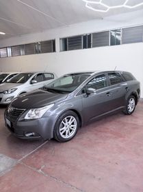 Toyota Avensis 2.0 D-4D Wagon Executive
