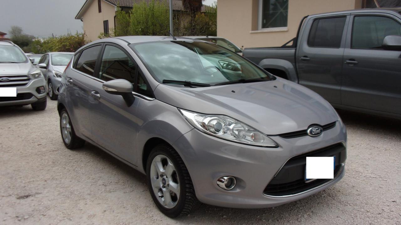 Ford Fiesta 1.4 TDCi 5p. Titanium