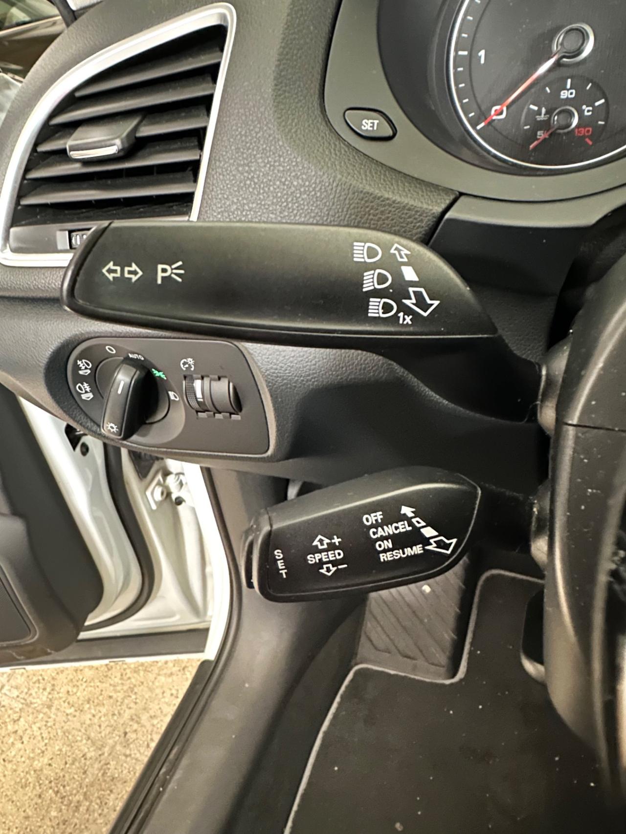 Audi Q3 2.0 TDI 140cv S Line - TETTO APRIBILE