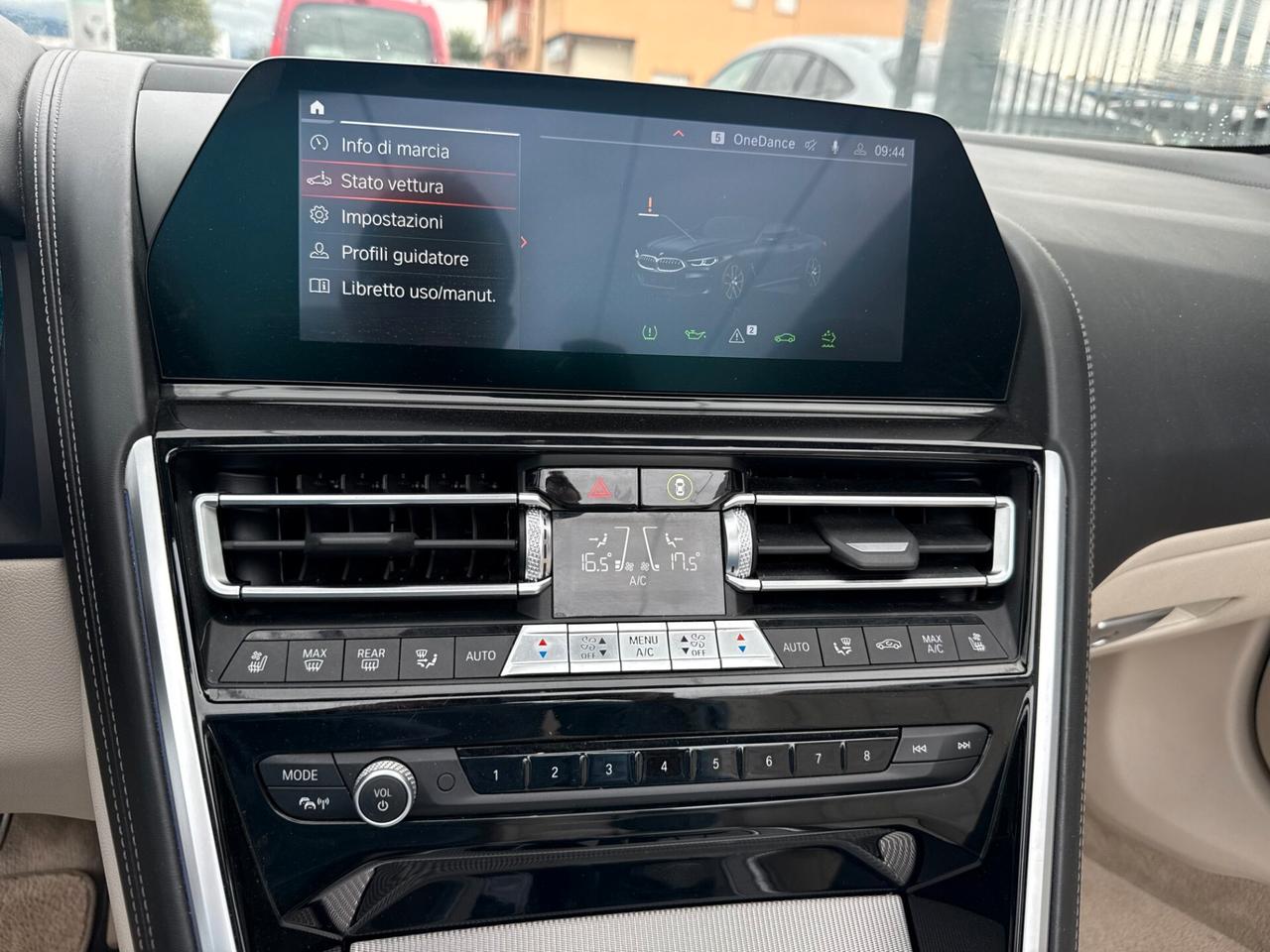 BMW 840 d Cabrio xdrive Individual Composition MSport