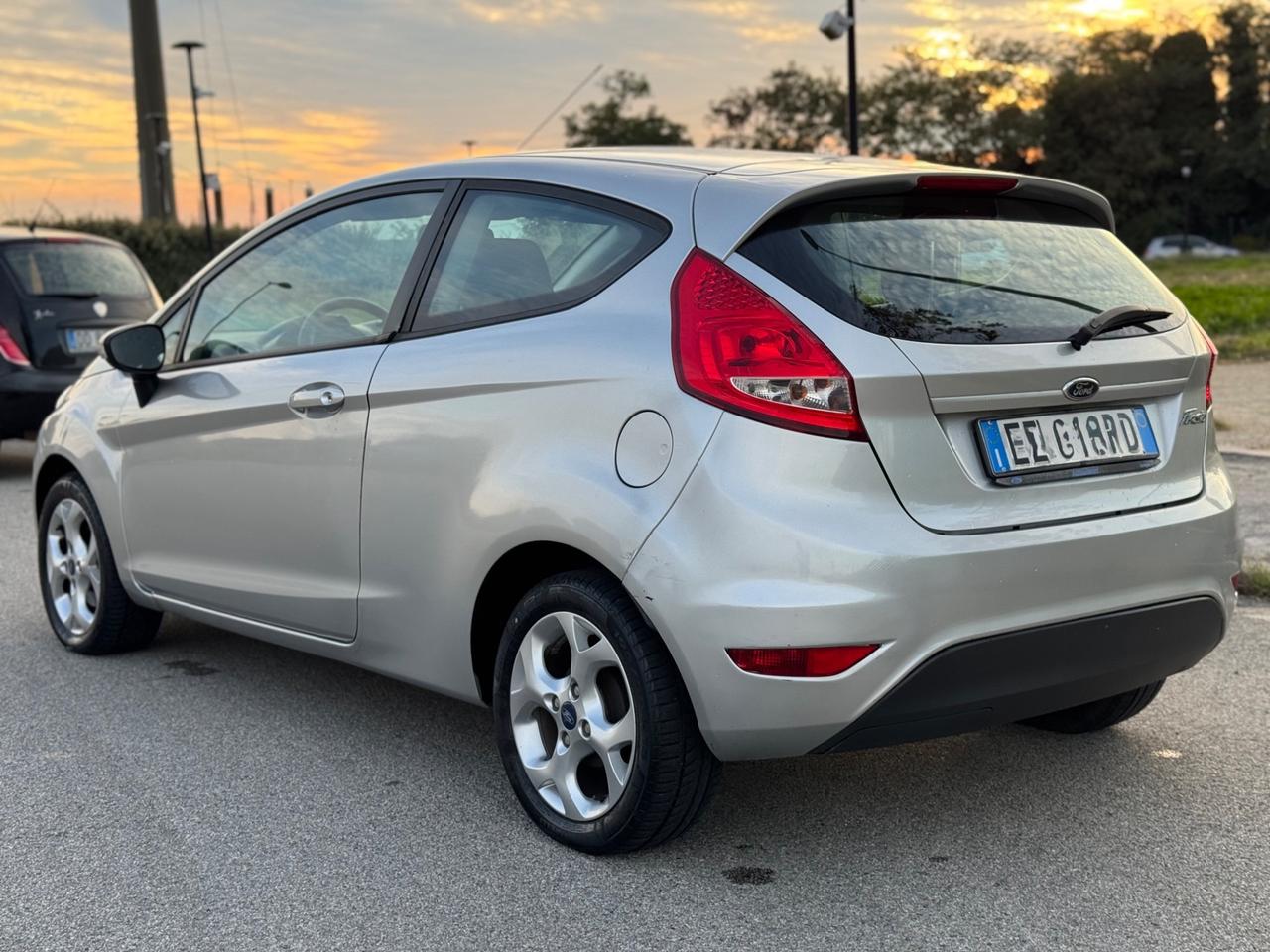 FORD FIESTA 1.2 BENZINA EURO 5B GARANTITA 12 MESI