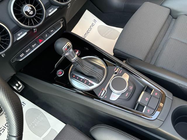 AUDI TT Roadster 40 2.0 TFSI S tronic S line