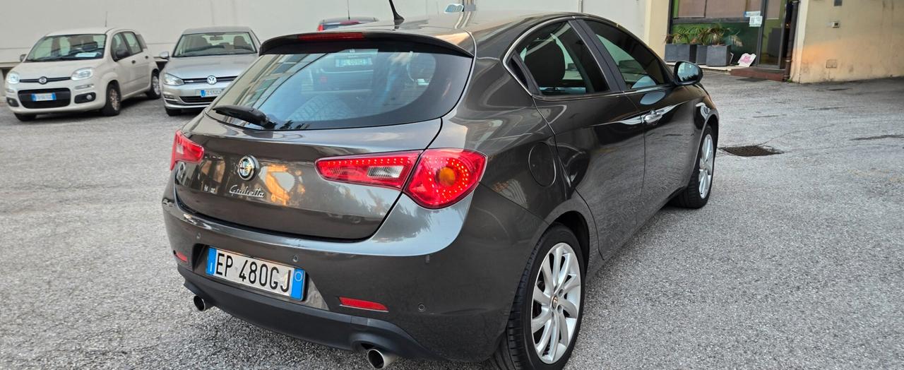 Alfa Romeo Giulietta 2.0 JTDm-2 140 CV Exclusive
