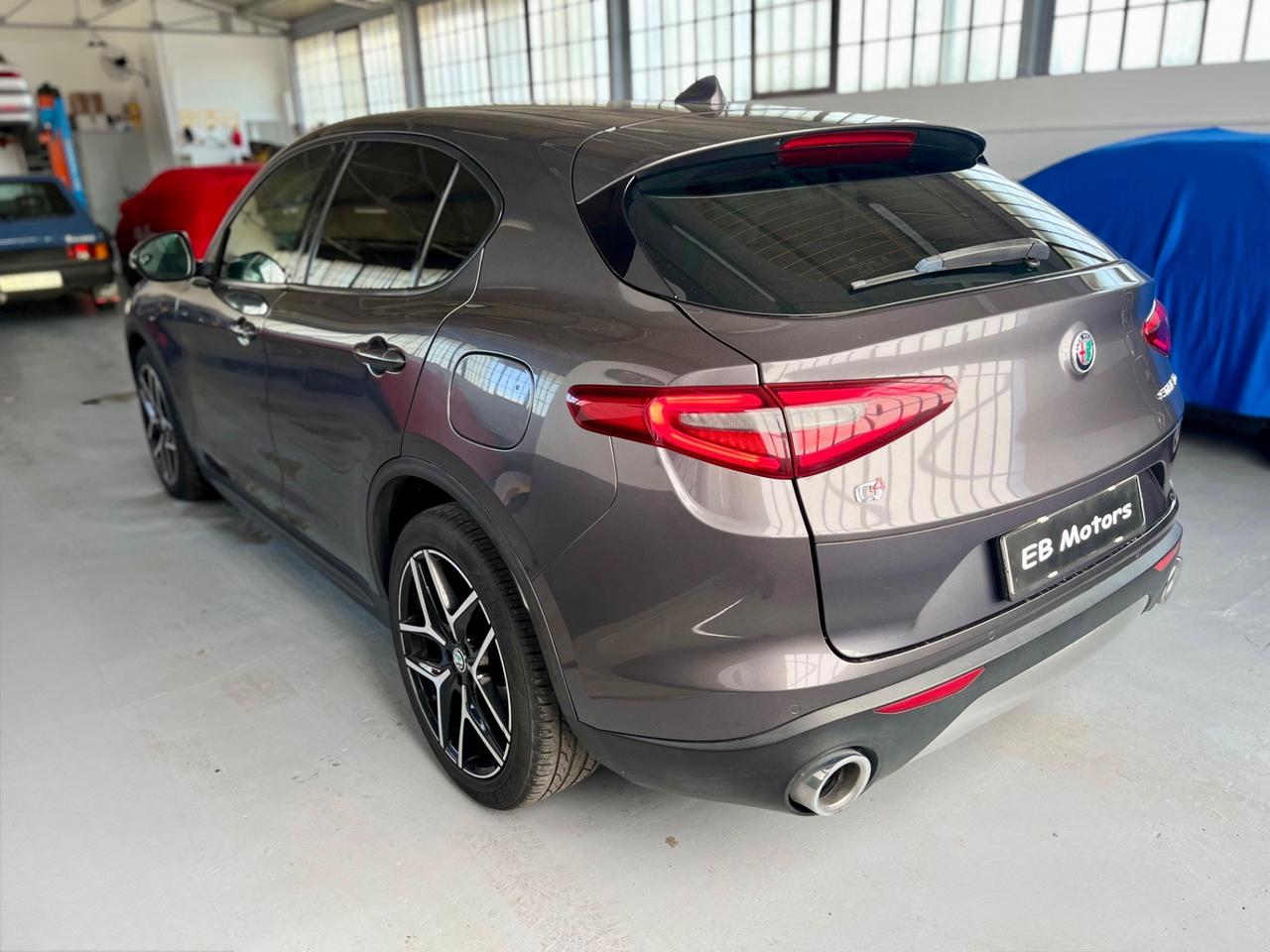 Alfa Romeo Stelvio 2.2TD 180cv Executive AT8 RWD