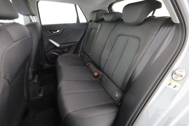 AUDI Q2 Q2 35 TDI S tronic Identity Black