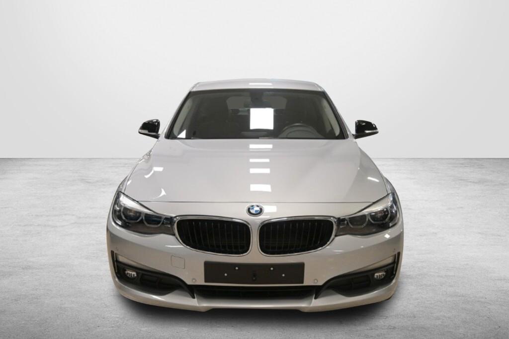 BMW 318D GRAN TURISMO 136CV STEPTRONIC BUSINESS ADVANTAGE ( FARI LED - PELLE - CRUISE - NAVI - PDC )