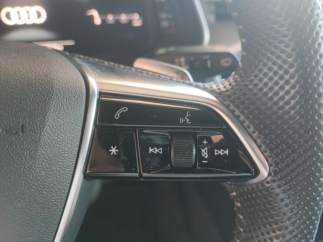Audi A6 Avant 50 3.0 TDI quattro tiptronic Sline Edition