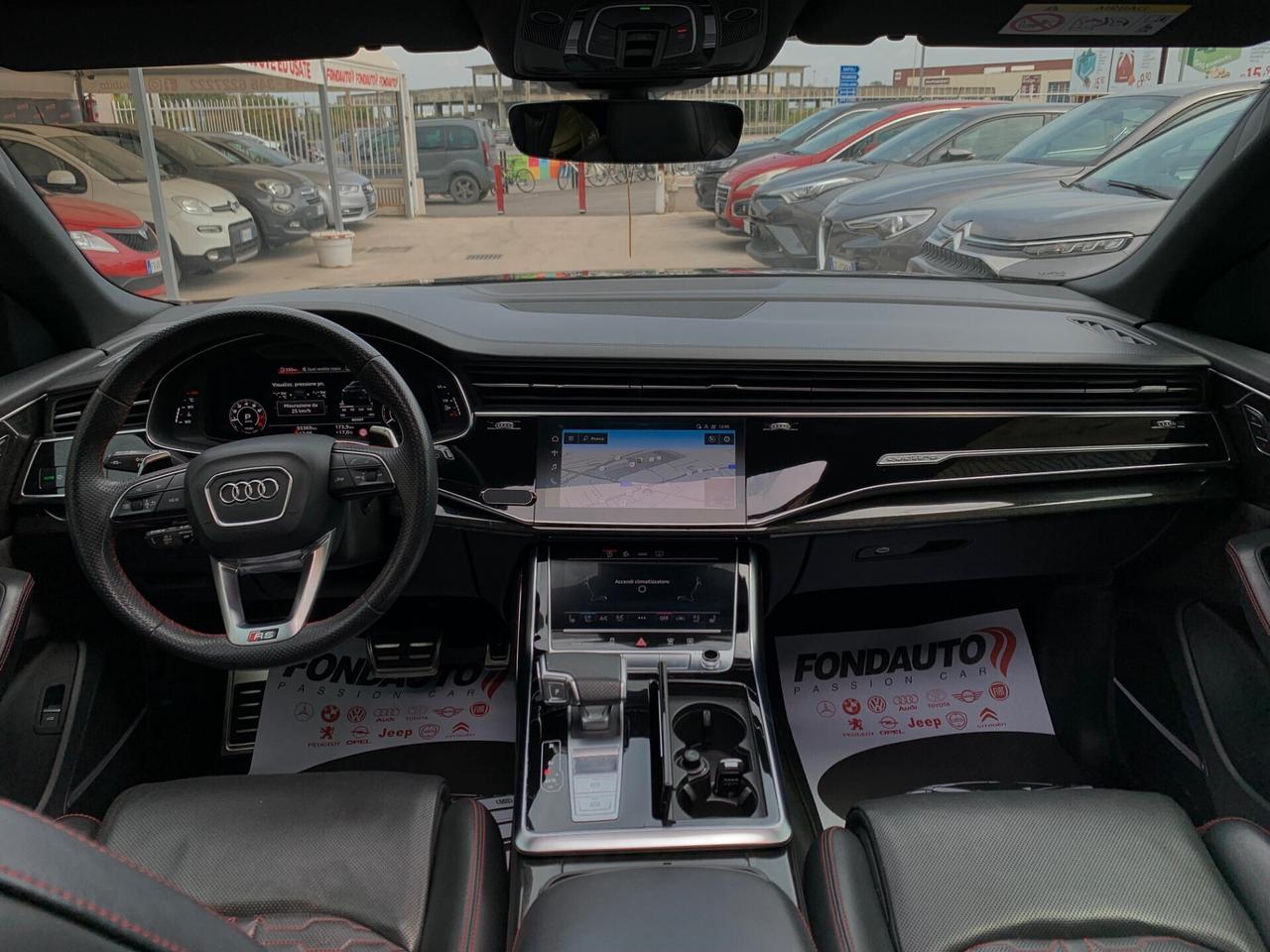 Audi Q8 RS TFSI V8 quattro tiptronic