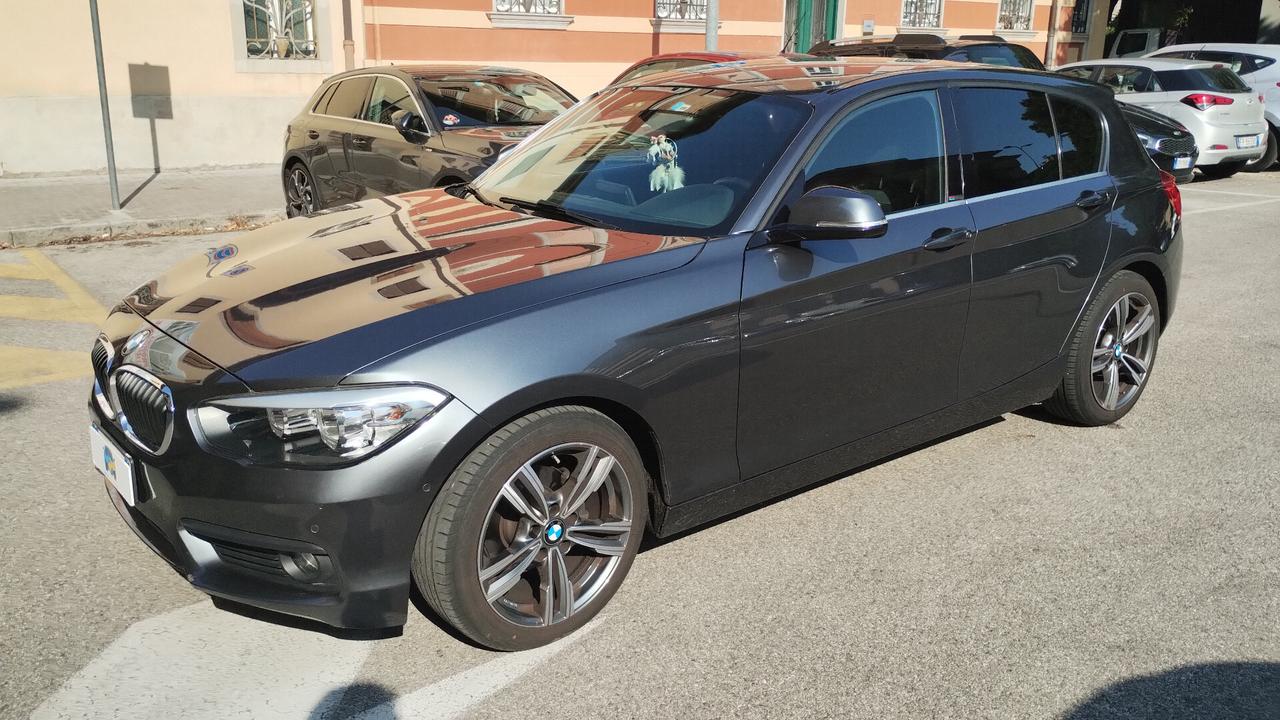 Bmw 116 116d 5p. Efficient Dynamics NEOPATENTATI