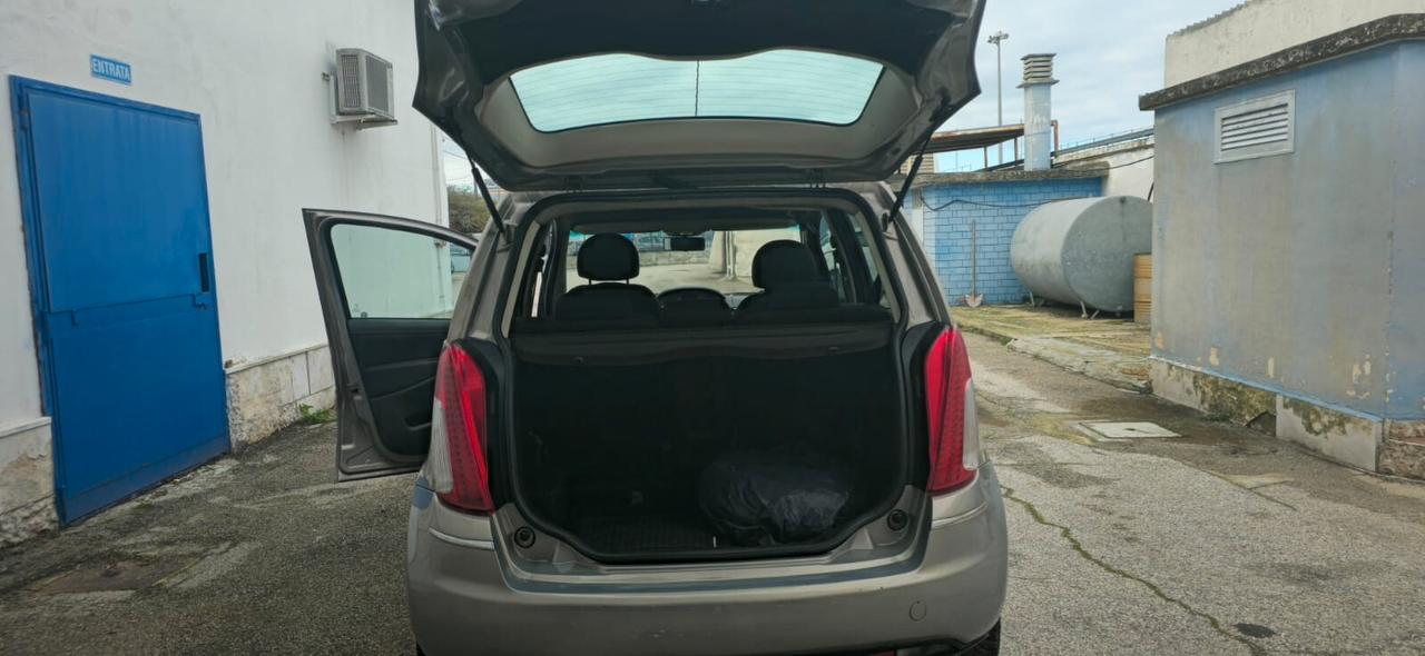 Lancia MUSA 1.4 Oro Ecochic GPL