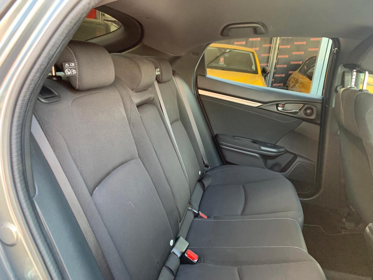 Honda Civic 1.6 5 porte Elegance Navi