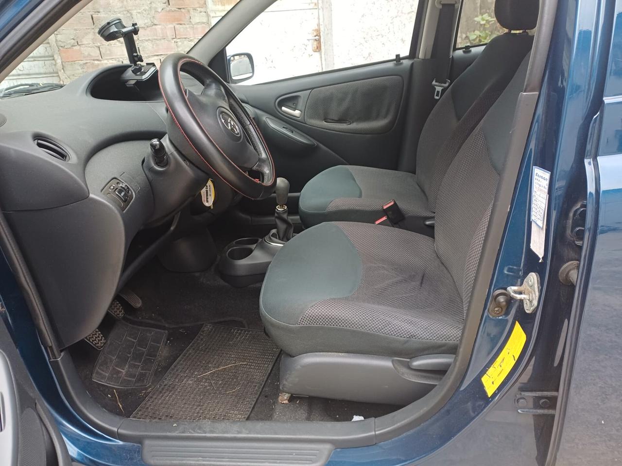 Toyota Yaris 1000 SOL FRIZIONE NUOVA