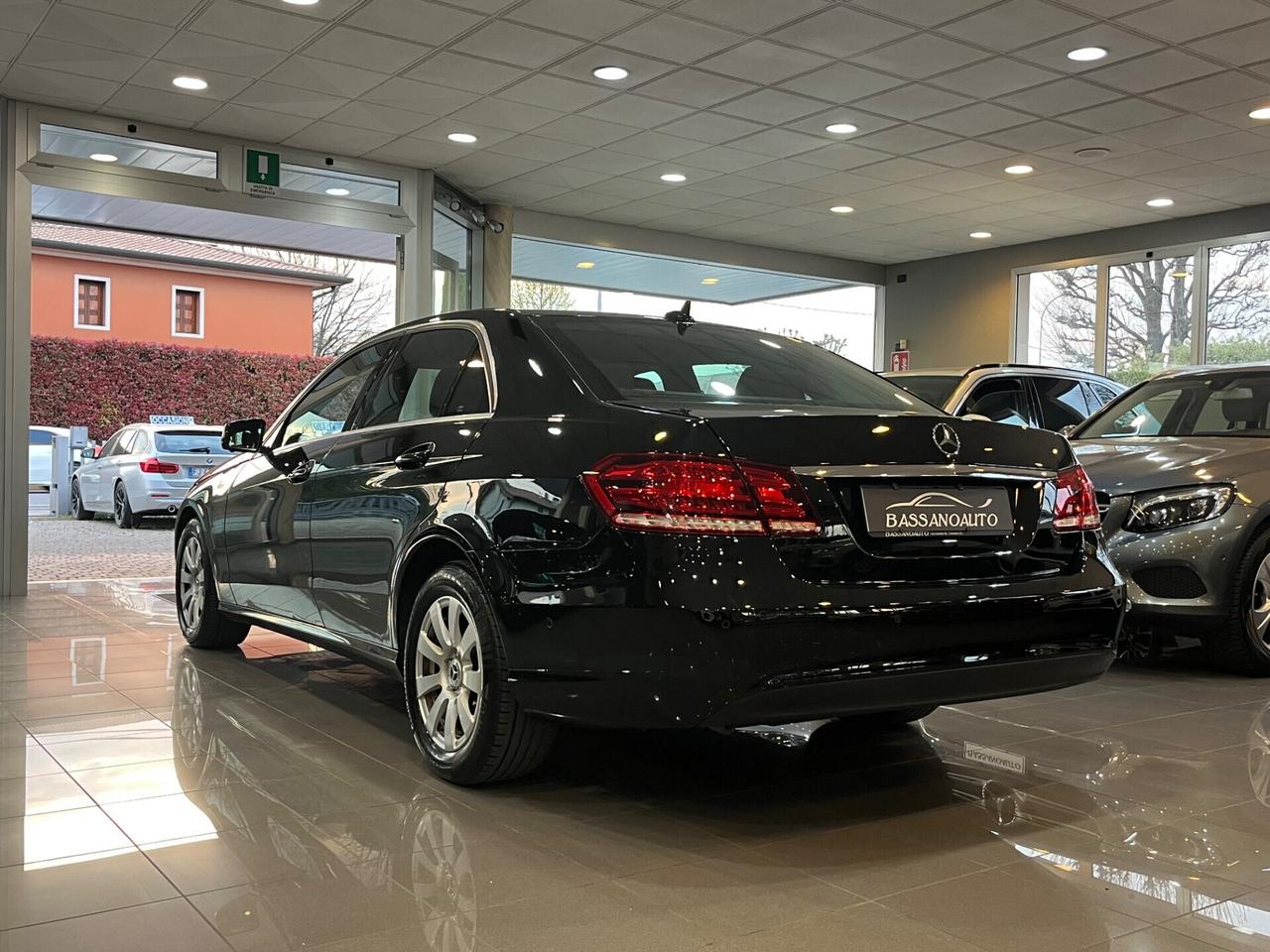 Mercedes-benz E 200 2.2 bt Premium auto