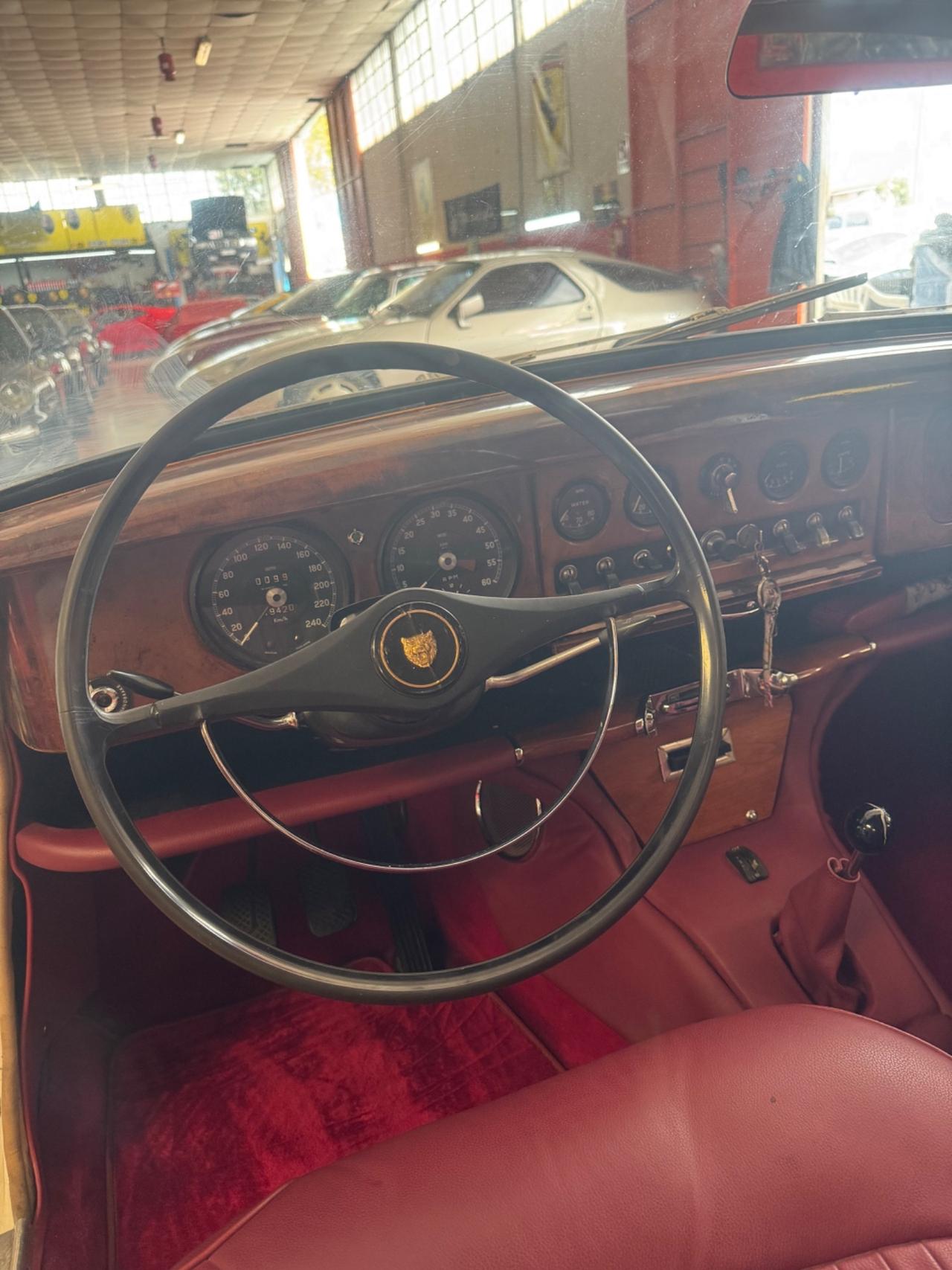 Jaguar S-Type 3.8 restaurata PERMUTE