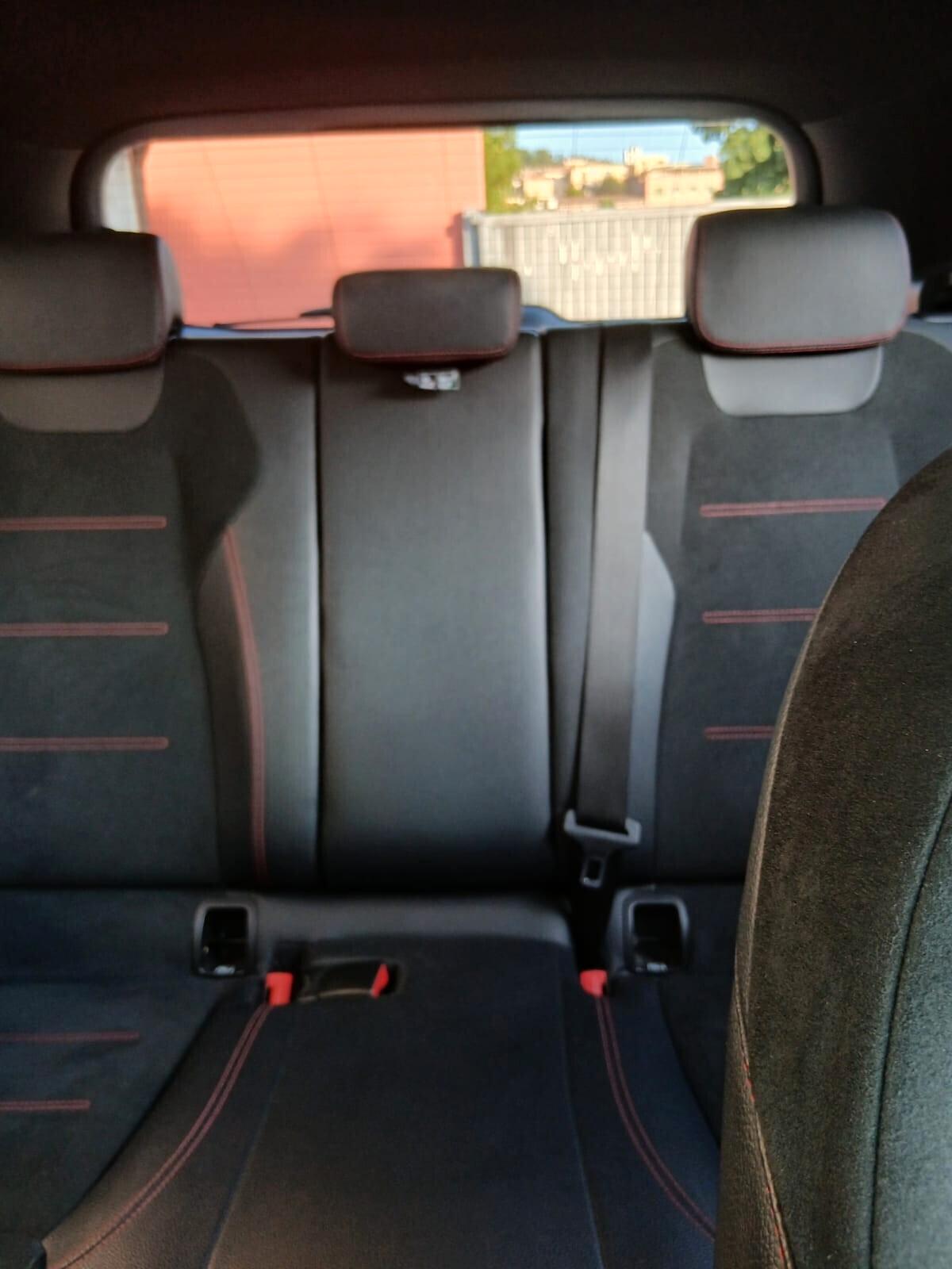Mercedes-benz GLA 200 GLA 200 d Automatic Sport Plus POSSIBILITA' DI GARANZIA EUROPEA FINO A 60 MESI!!!