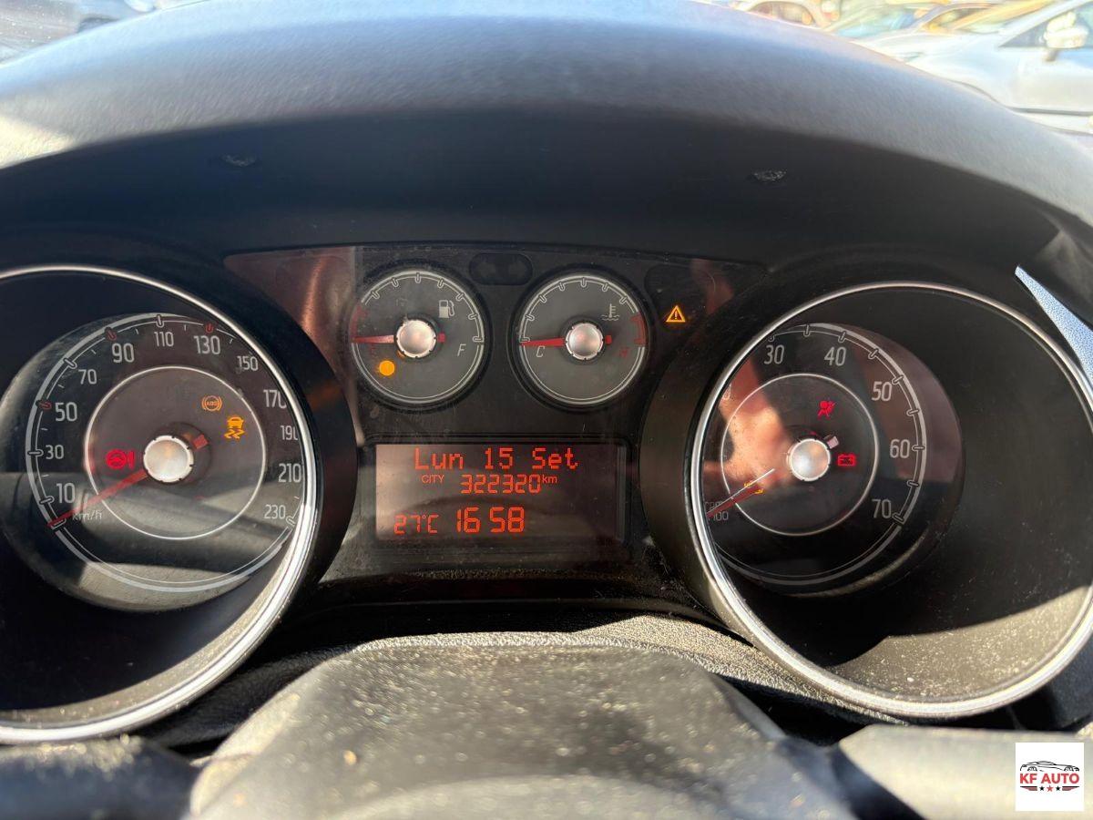 FIAT - Punto 1.2 Street 5p E6