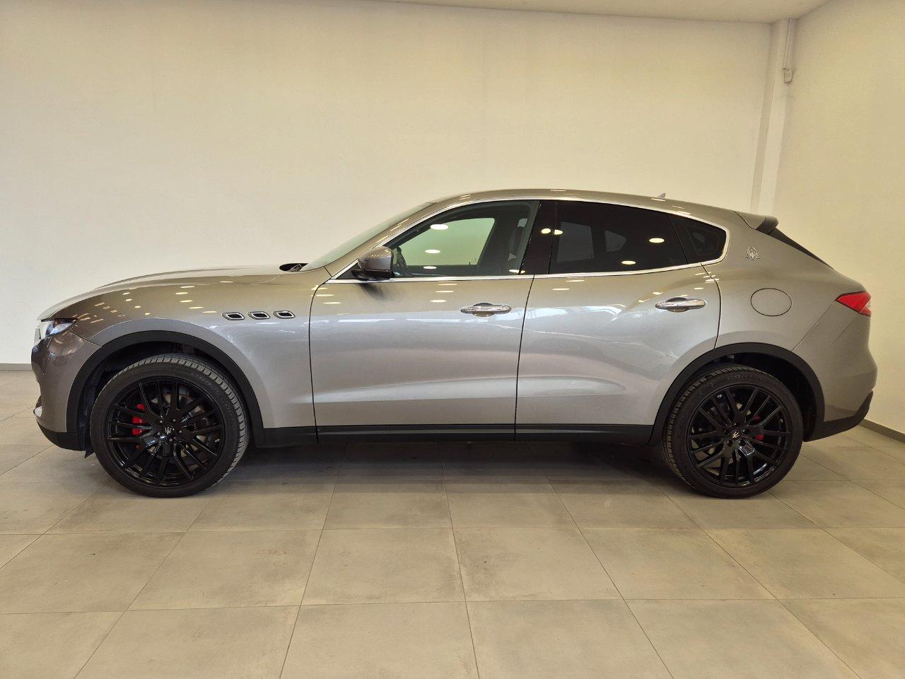 Maserati Levante 3.0 V6 350cv auto