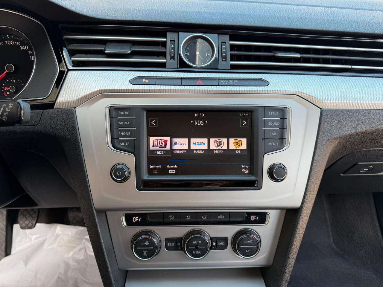 Volkswagen Passat Variant 1.6 TDI 120CV Business BlueMotion Technology