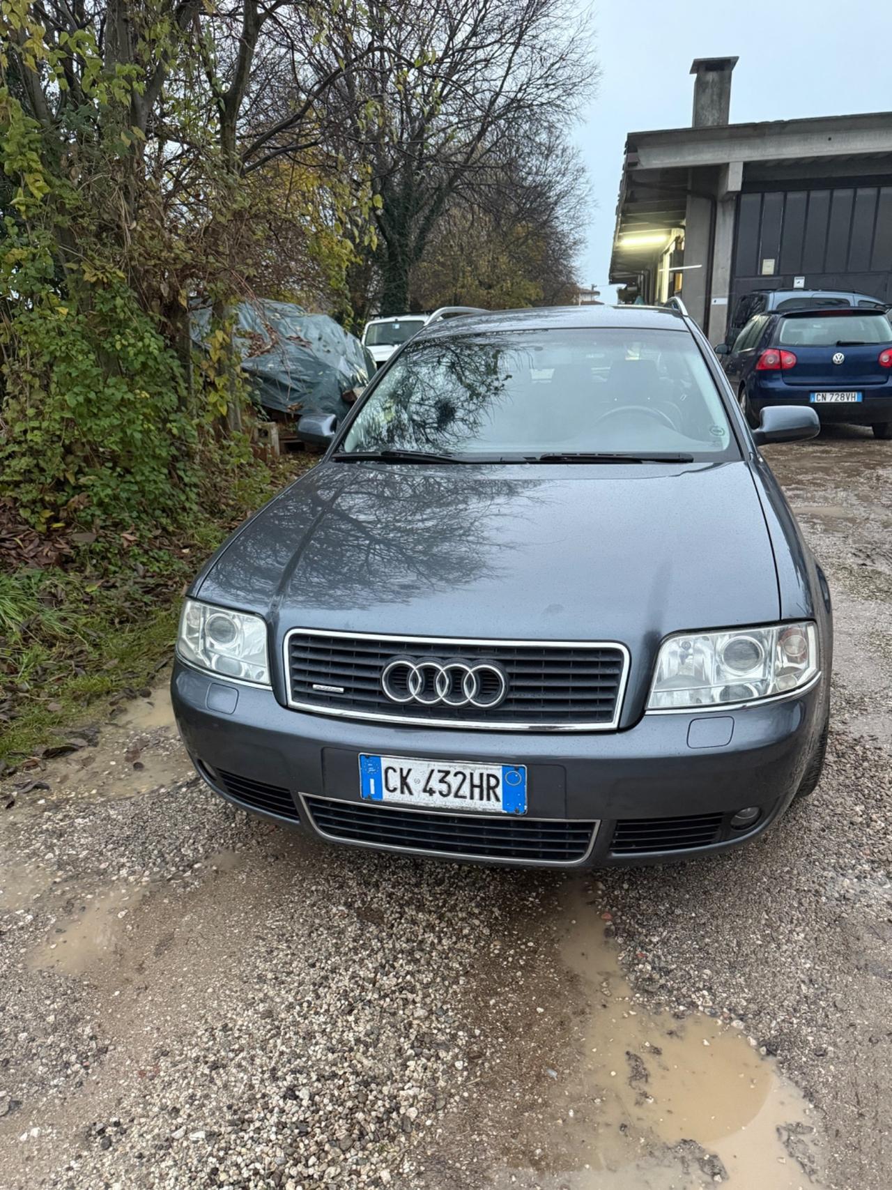 Audi A4 2.5 V6 TDI/180 CV cat Avant quattro